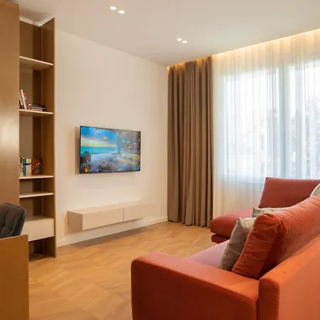 Albani's Ξενοδοχείο με διαμερίσματα 3*