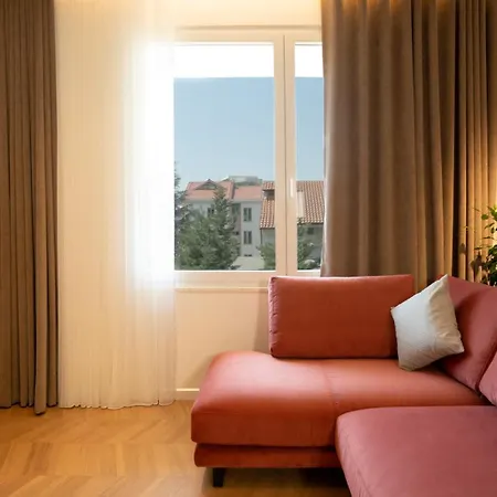 Albani's Ξενοδοχείο με διαμερίσματα Τίρανα