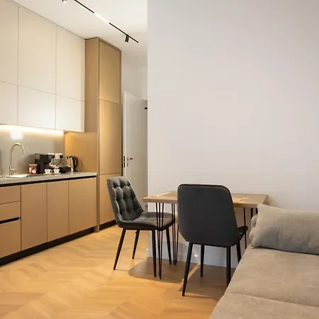 Albani's 3* 地拉那