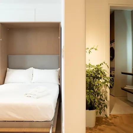 Albani's تيرانا