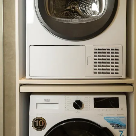 아파트호텔 Albani's 3*