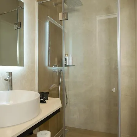 Albani's شقة فندقية 3*